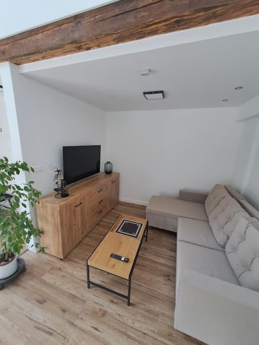 Apartman Loft Parnica ภายนอก รูปภาพ