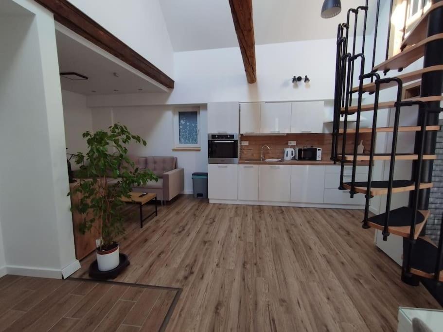 Apartman Loft Parnica ภายนอก รูปภาพ